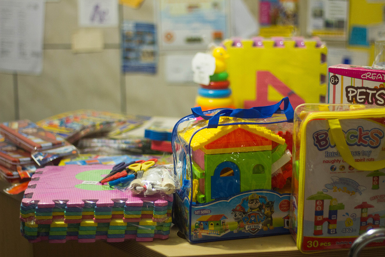 ALDI donates learning aids to Early Learning Child Development School